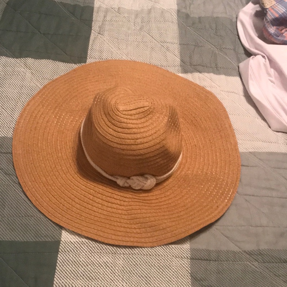 AMIANI Beige Straw Floppy Beach Hat OS